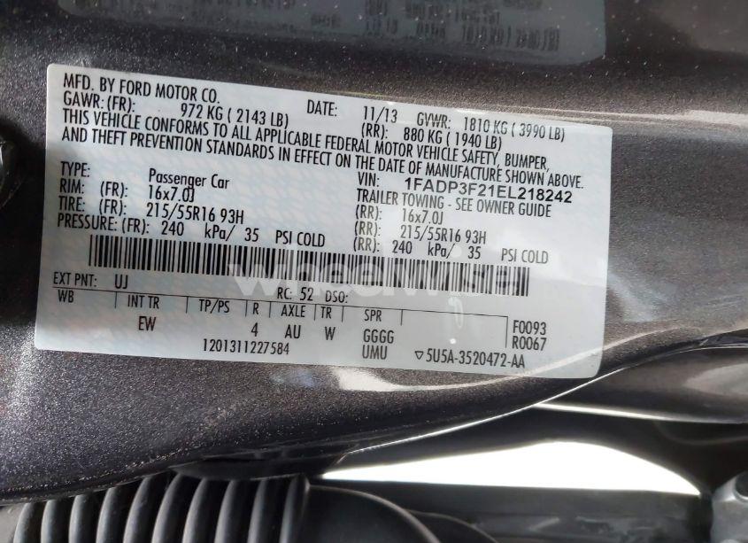 Photo 9 of 2014 Ford Focus SE (VIN 1FADP3F21EL218242)