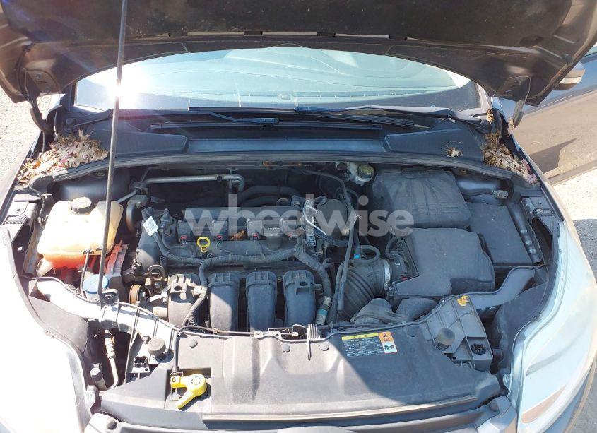 Photo 10 of 2014 Ford Focus SE (VIN 1FADP3F21EL223635)
