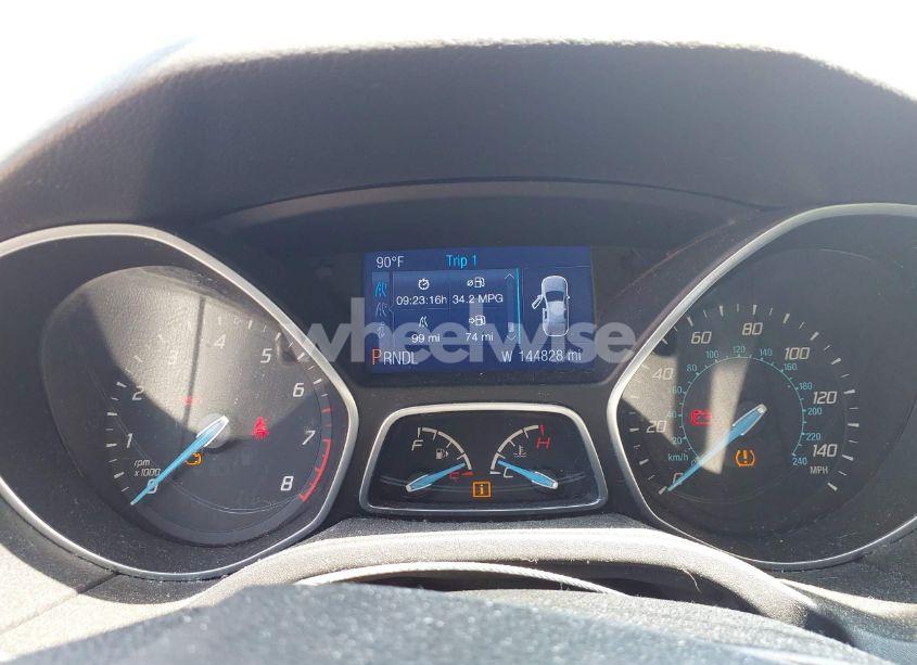 Photo 7 of 2014 Ford Focus SE (VIN 1FADP3F21EL223635)