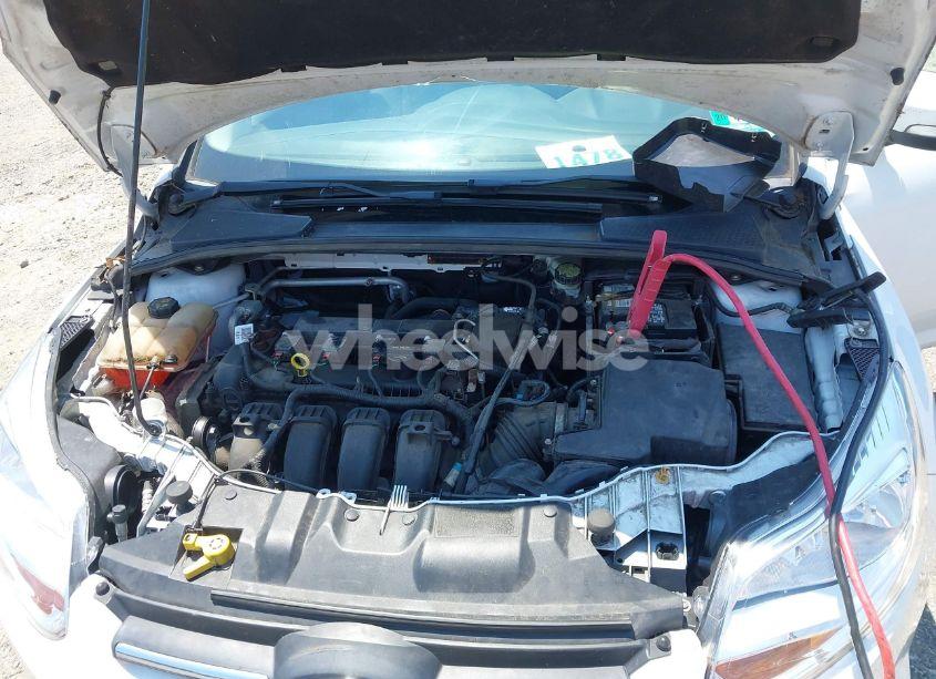 Photo 10 of 2014 Ford Focus SE (VIN 1FADP3F21EL265271)