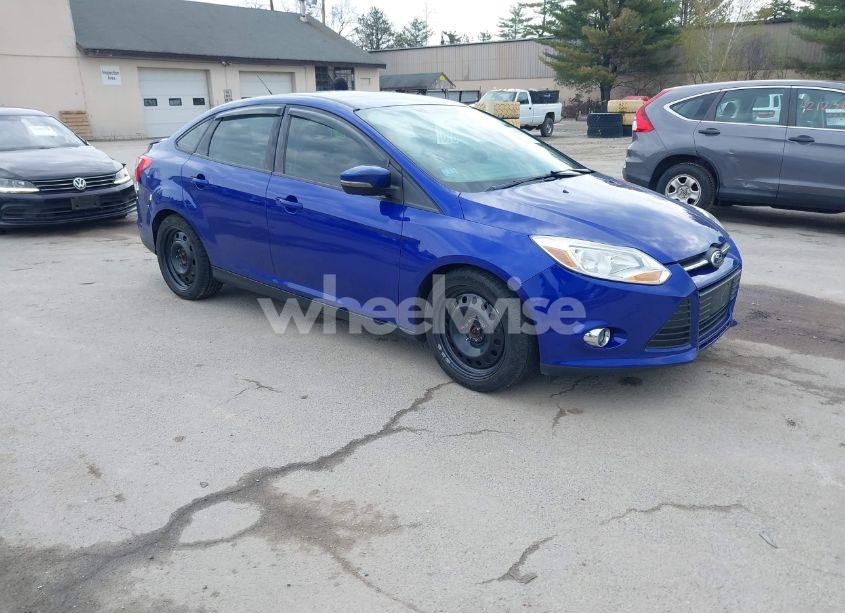 2014 Ford Focus SE (VIN 1FADP3F21EL314534) main photo
