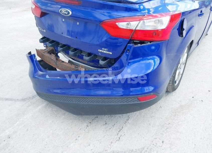 Photo 13 of 2014 Ford Focus SE (VIN 1FADP3F21EL325064)