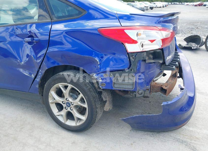Photo 15 of 2014 Ford Focus SE (VIN 1FADP3F21EL325064)