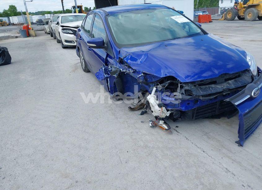 Photo 17 of 2014 Ford Focus SE (VIN 1FADP3F21EL325064)