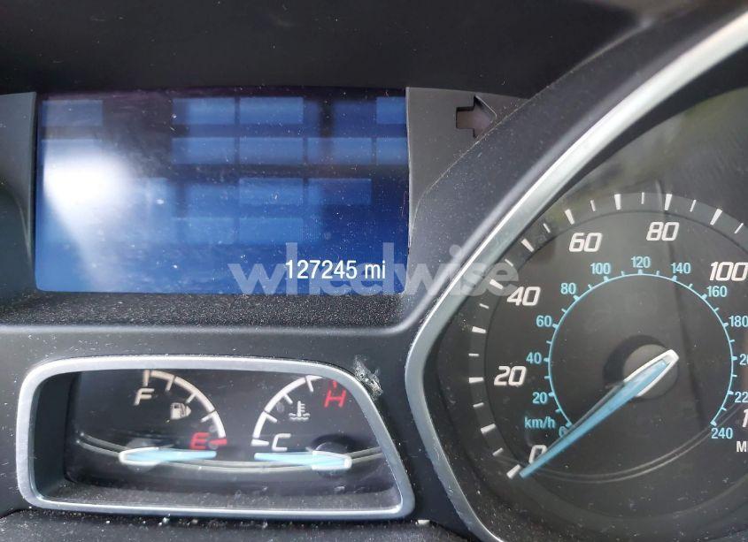 Photo 7 of 2014 Ford Focus SE (VIN 1FADP3F21EL325064)