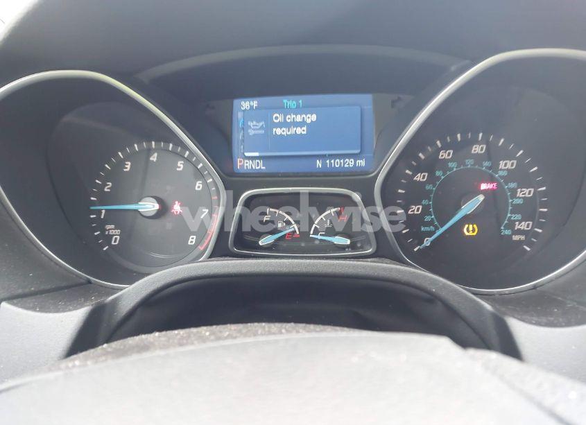 Photo 7 of 2014 Ford Focus SE (VIN 1FADP3F21EL339403)