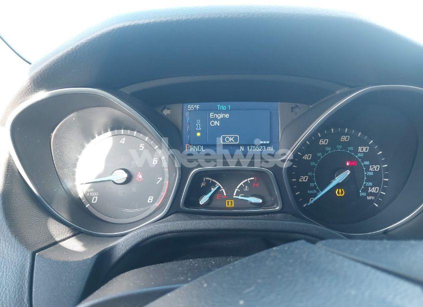 Photo 7 of 2014 Ford Focus SE (VIN 1FADP3F21EL340454)