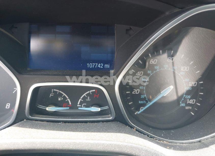 Photo 7 of 2014 Ford Focus SE (VIN 1FADP3F21EL363197)