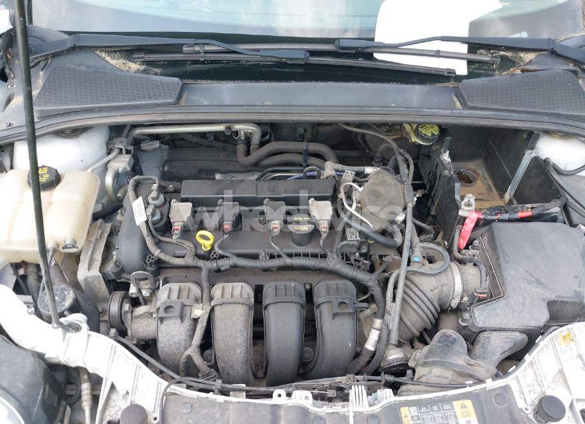 Photo 10 of 2014 Ford Focus SE (VIN 1FADP3F21EL402449)