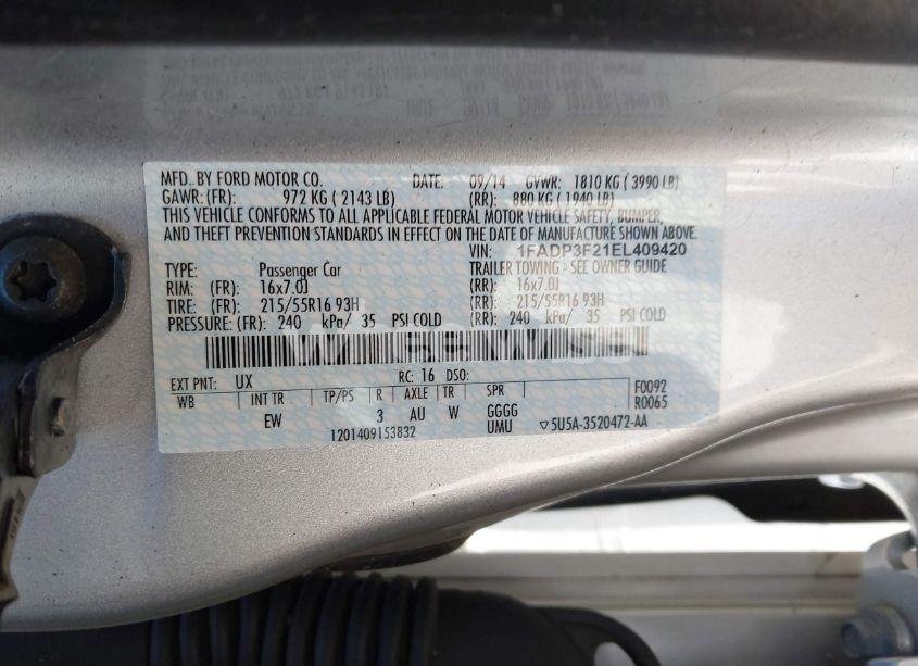 Photo 9 of 2014 Ford Focus SE (VIN 1FADP3F21EL409420)