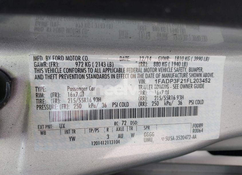 Photo 9 of 2015 Ford Focus SE (VIN 1FADP3F21FL203452)