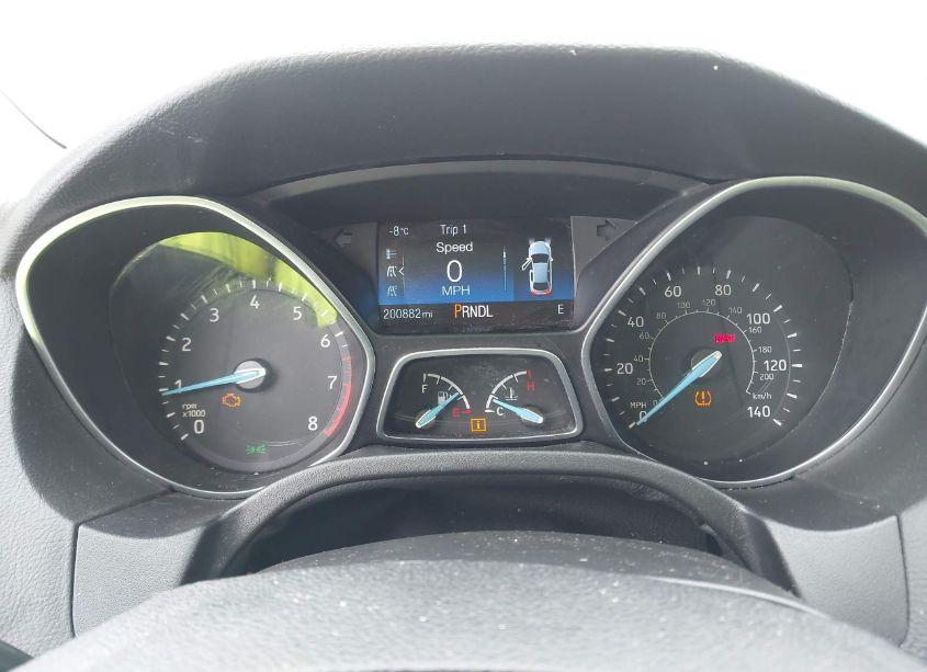 Photo 7 of 2015 Ford Focus SE (VIN 1FADP3F21FL209297)