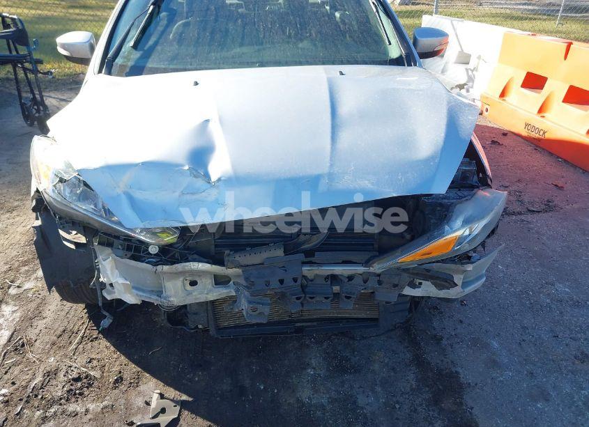 Photo 6 of 2015 Ford Focus SE (VIN 1FADP3F21FL215360)