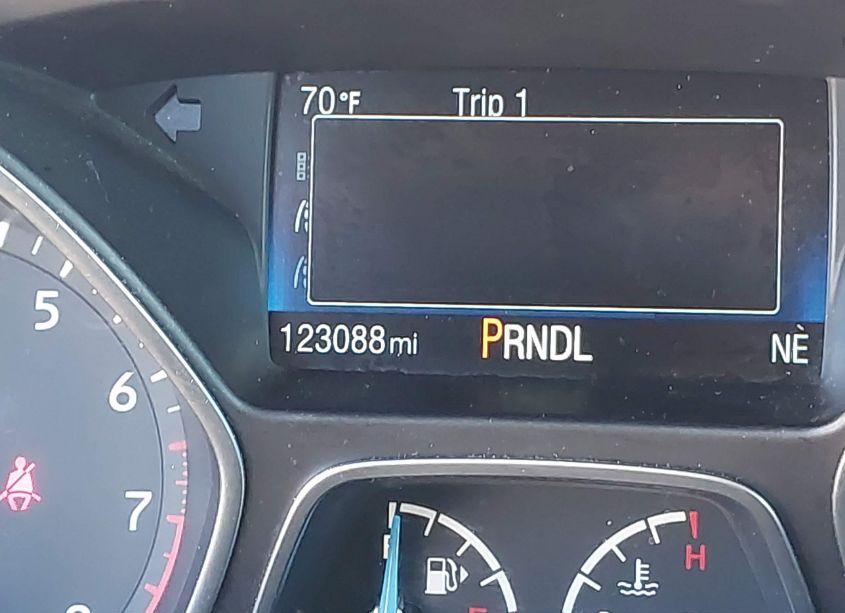 Photo 15 of 2015 Ford Focus SE (VIN 1FADP3F21FL256720)