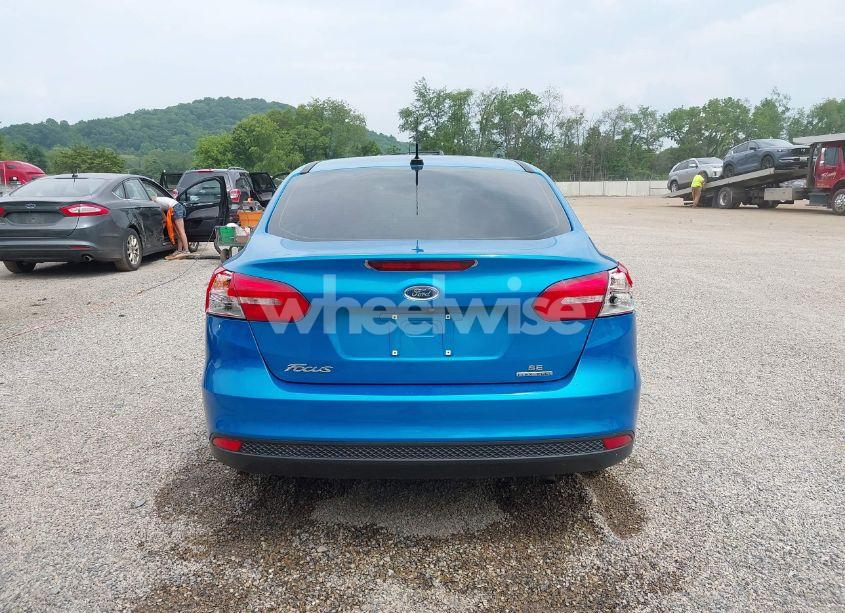 Photo 17 of 2015 Ford Focus SE (VIN 1FADP3F21FL274182)