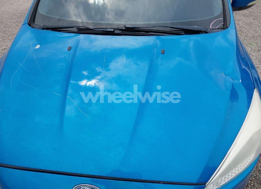 Photo 22 of 2015 Ford Focus SE (VIN 1FADP3F21FL274182)