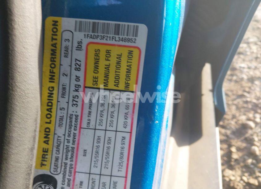 Photo 9 of 2015 Ford Focus SE (VIN 1FADP3F21FL346952)