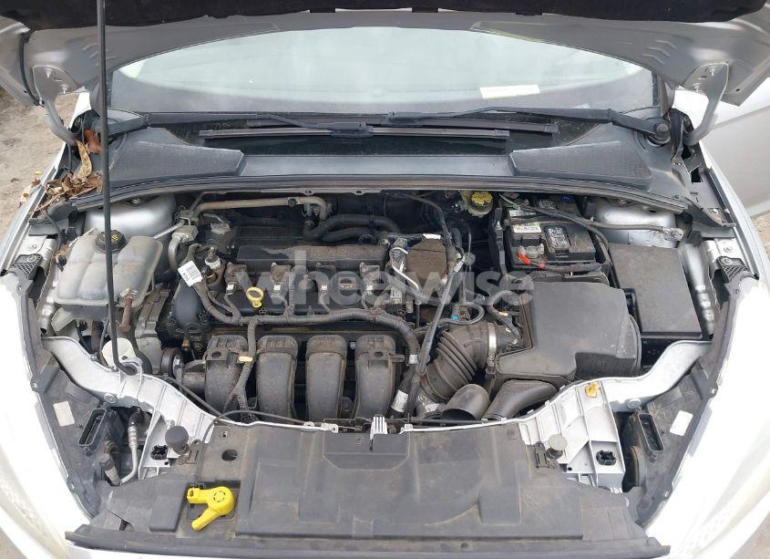 Photo 10 of 2015 Ford Focus SE (VIN 1FADP3F21FL347907)