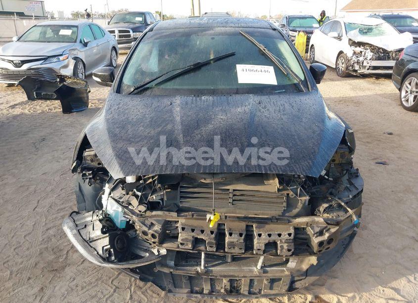 Photo 13 of 2016 Ford Focus SE (VIN 1FADP3F21GL201475)