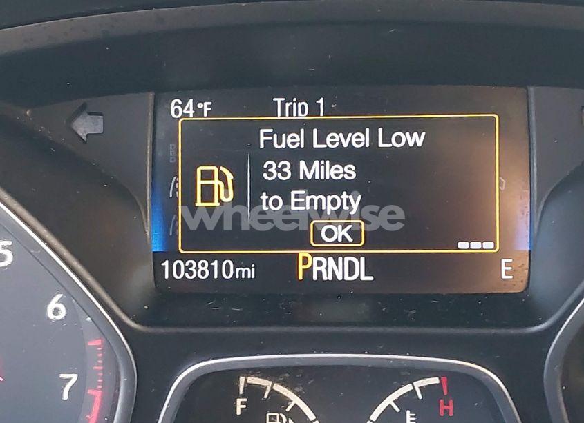 Photo 16 of 2016 Ford Focus SE (VIN 1FADP3F21GL201475)