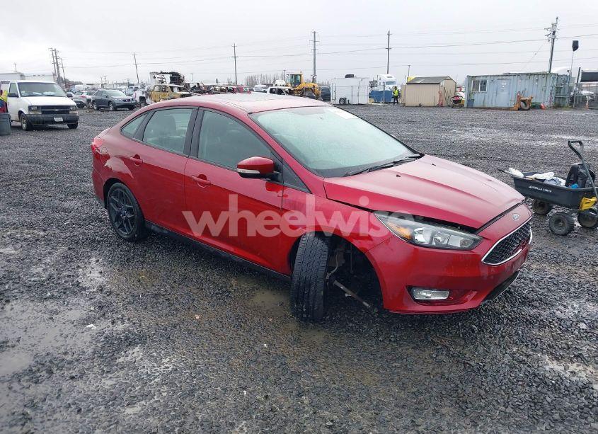 2016 Ford Focus SE (VIN 1FADP3F21GL234718) main photo