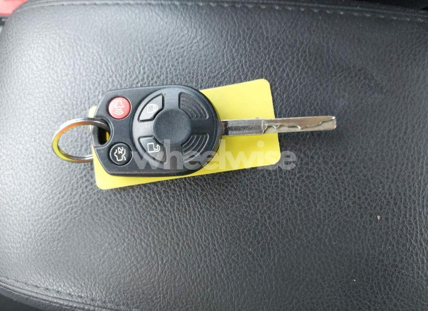 Photo 11 of 2016 Ford Focus SE (VIN 1FADP3F21GL248764)