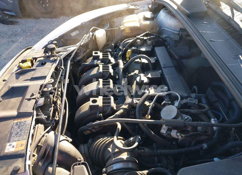 Photo 10 of 2016 Ford Focus SE (VIN 1FADP3F21GL348458)