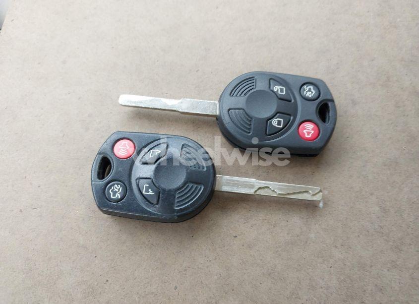 Photo 11 of 2016 Ford Focus SE (VIN 1FADP3F21GL403121)