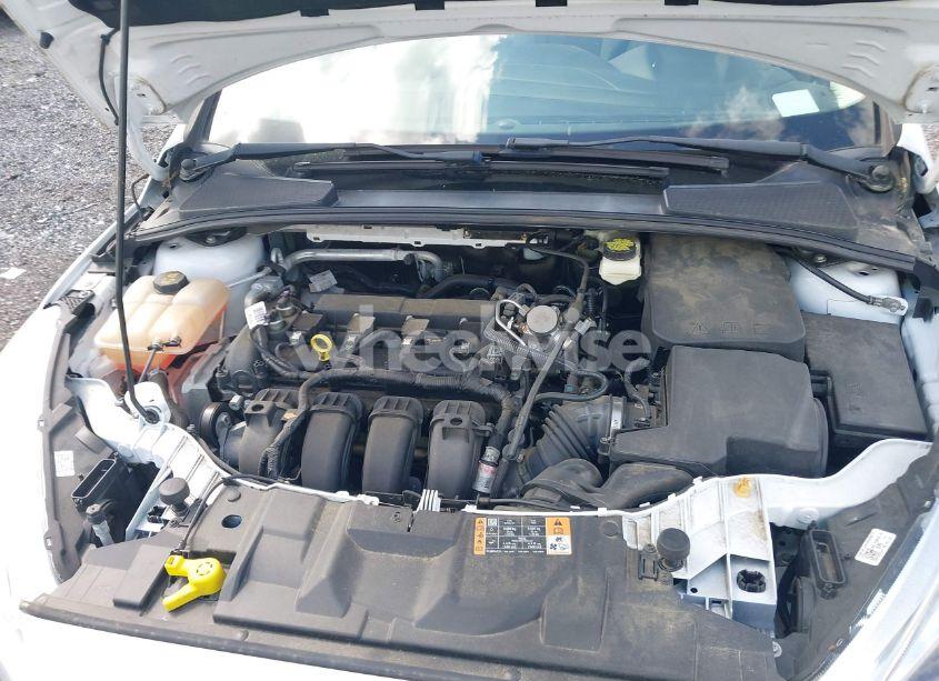 Photo 10 of 2017 Ford Focus SE (VIN 1FADP3F21HL234669)