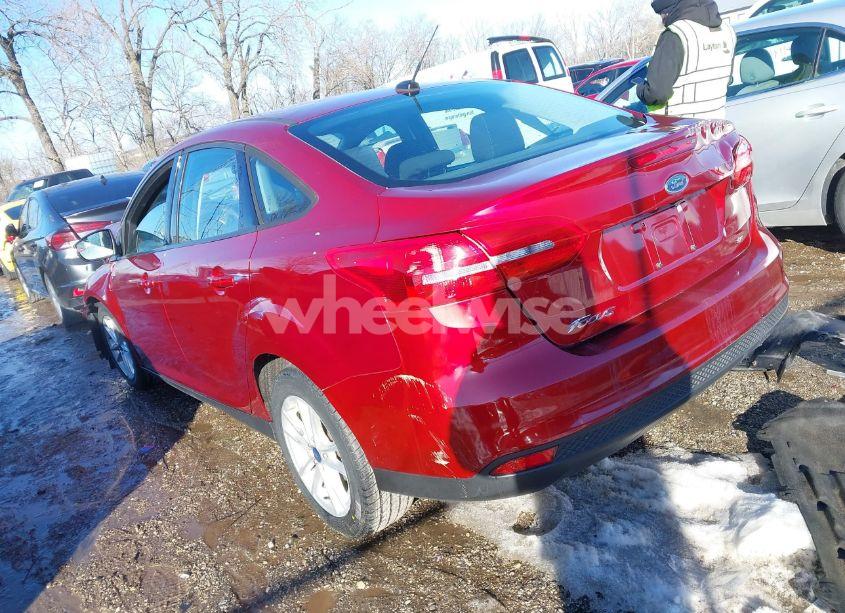 Photo 3 of 2017 Ford Focus SE (VIN 1FADP3F21HL247034)
