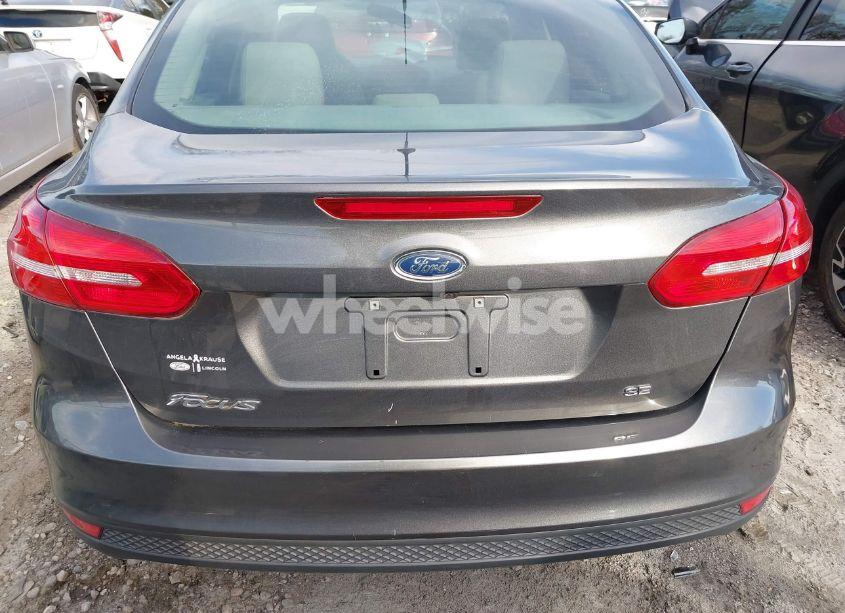 Photo 16 of 2017 Ford Focus SE (VIN 1FADP3F21HL251245)