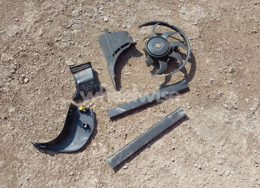 Photo 11 of 2017 Ford Focus SE (VIN 1FADP3F21HL267543)