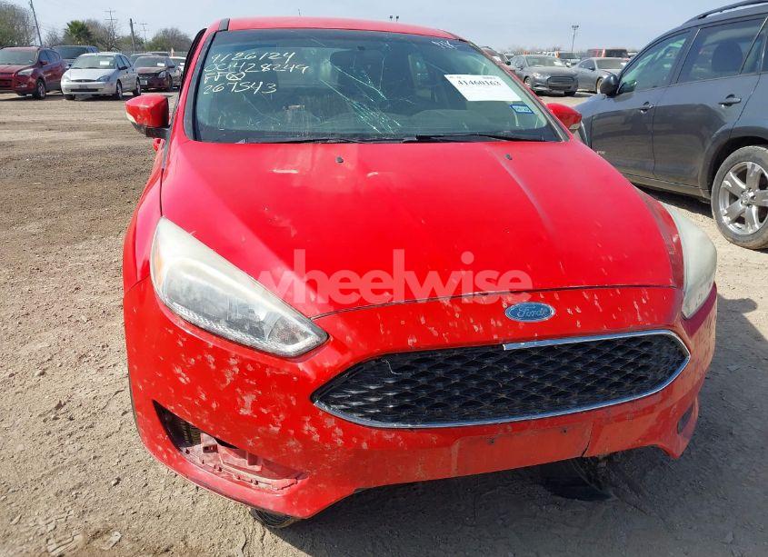 Photo 6 of 2017 Ford Focus SE (VIN 1FADP3F21HL267543)