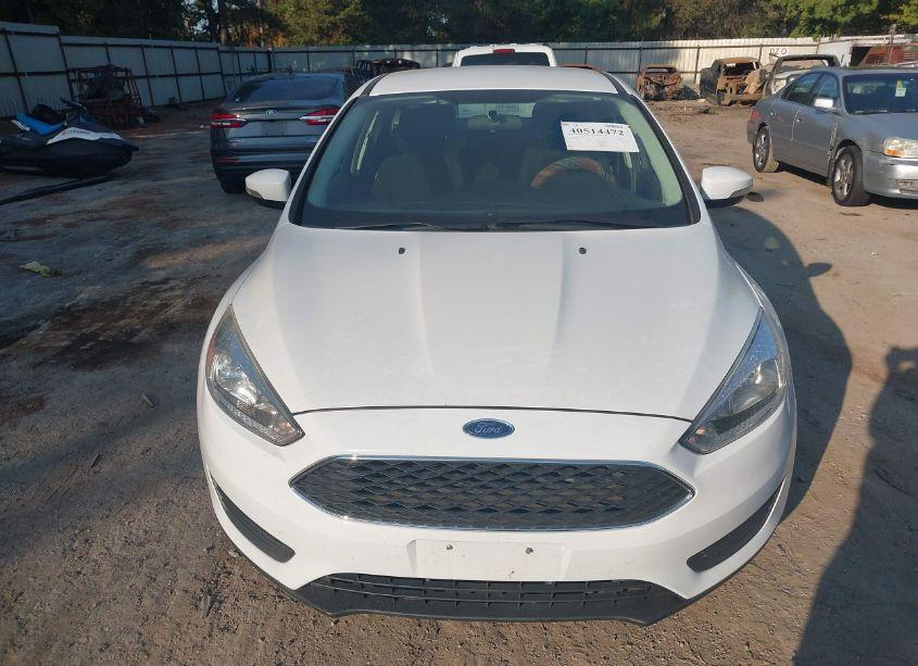 Photo 12 of 2017 Ford Focus SE (VIN 1FADP3F21HL285976)