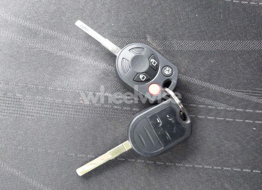 Photo 11 of 2017 Ford Focus SE (VIN 1FADP3F21HL300105)