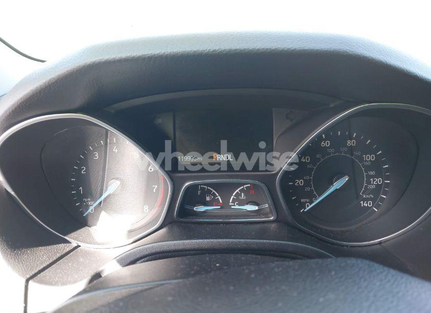 Photo 7 of 2017 Ford Focus SE (VIN 1FADP3F21HL315106)