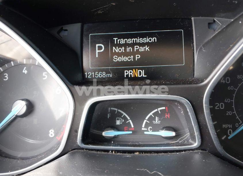 Photo 16 of 2017 Ford Focus SE (VIN 1FADP3F21HL329118)