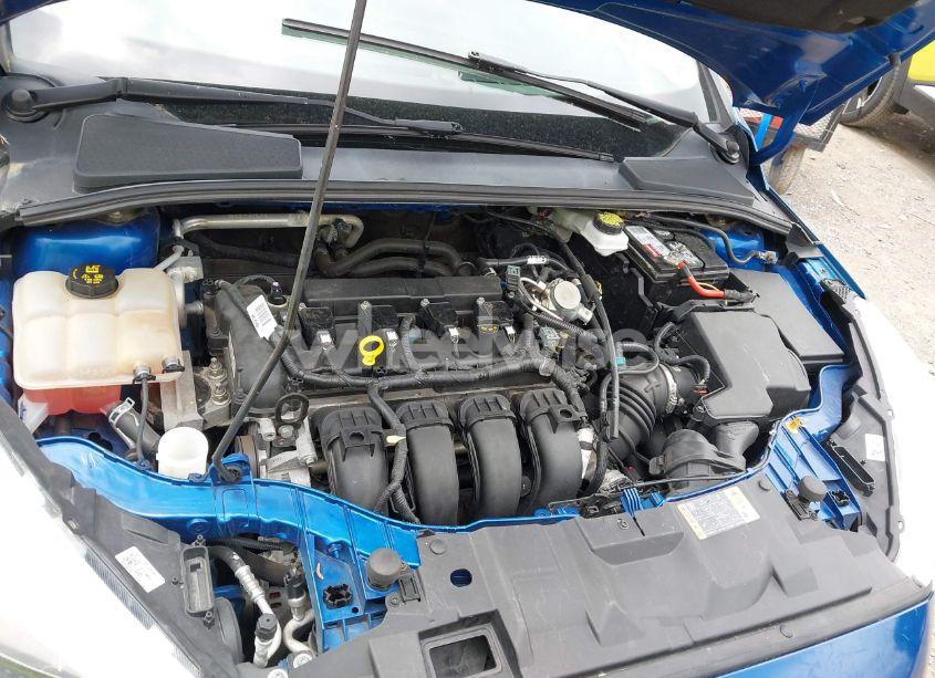 Photo 10 of 2018 Ford Focus SE (VIN 1FADP3F21JL212029)