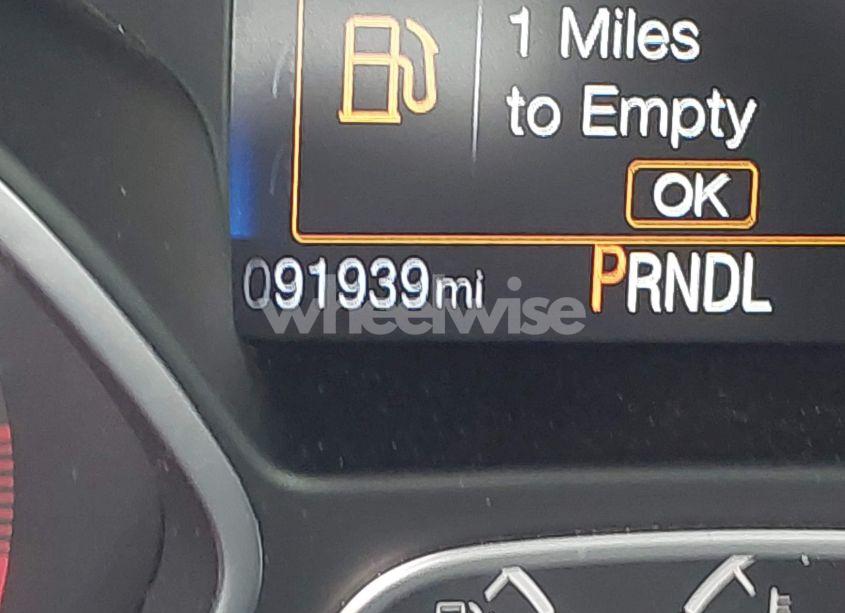 Photo 15 of 2018 Ford Focus SE (VIN 1FADP3F21JL212029)