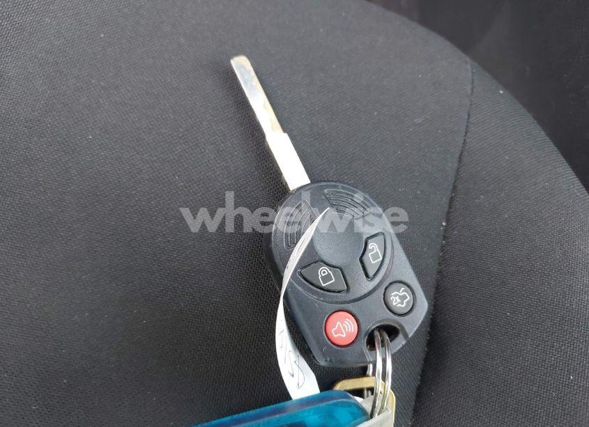 Photo 11 of 2018 Ford Focus SE (VIN 1FADP3F21JL214749)