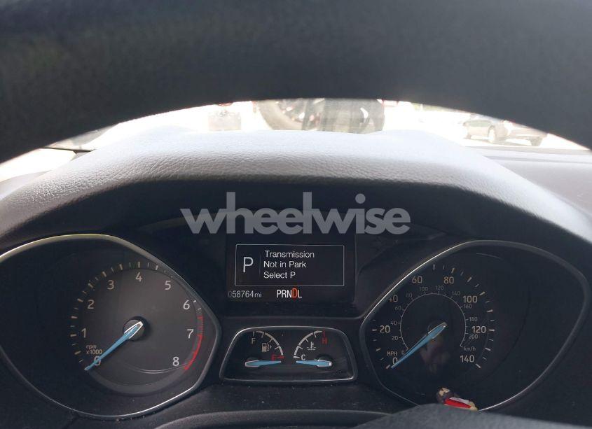 Photo 7 of 2018 Ford Focus SE (VIN 1FADP3F21JL214749)