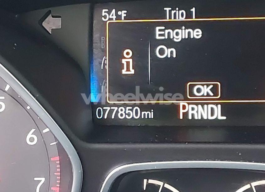 Photo 15 of 2018 Ford Focus SE (VIN 1FADP3F21JL215187)