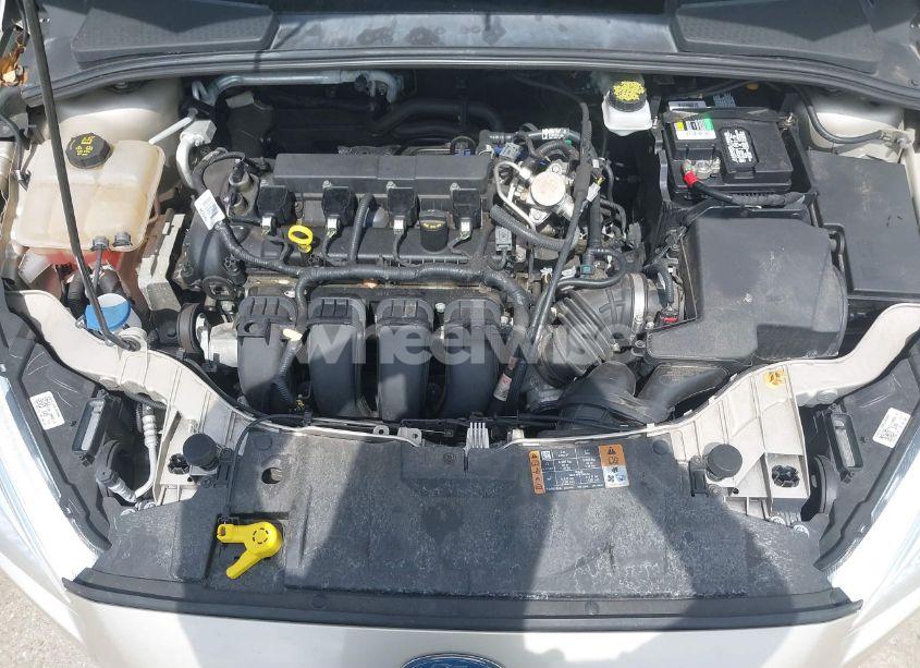 Photo 10 of 2018 Ford Focus SE (VIN 1FADP3F21JL227288)