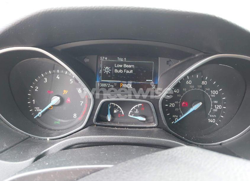 Photo 7 of 2018 Ford Focus SE (VIN 1FADP3F21JL257262)