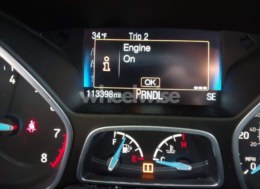 Photo 16 of 2018 Ford Focus SE (VIN 1FADP3F21JL275809)