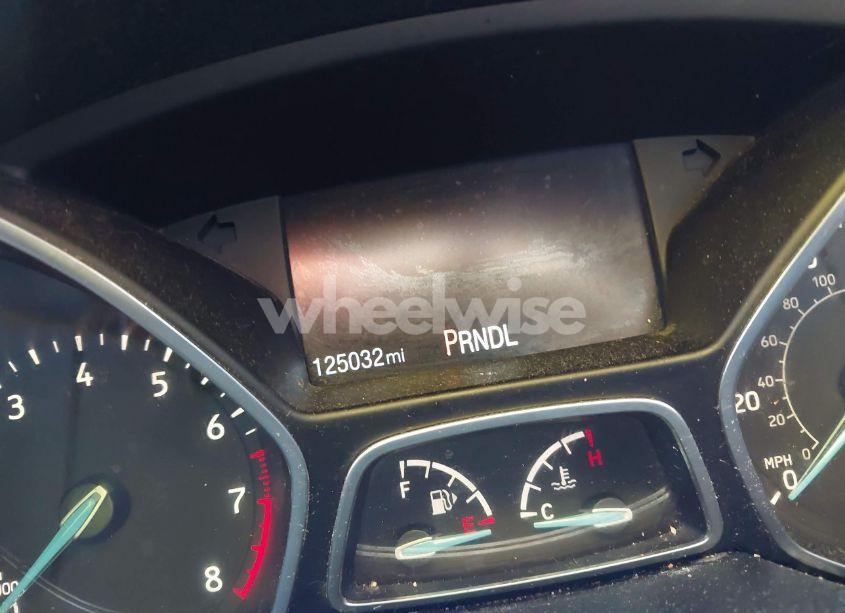 Photo 7 of 2018 Ford Focus SE (VIN 1FADP3F21JL310056)