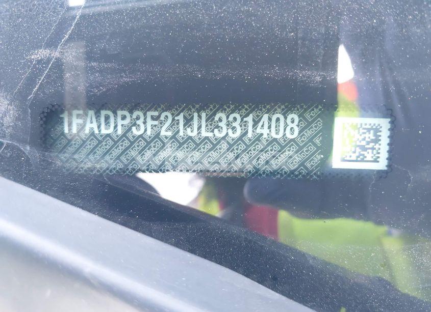 Photo 9 of 2018 Ford Focus SE (VIN 1FADP3F21JL331408)