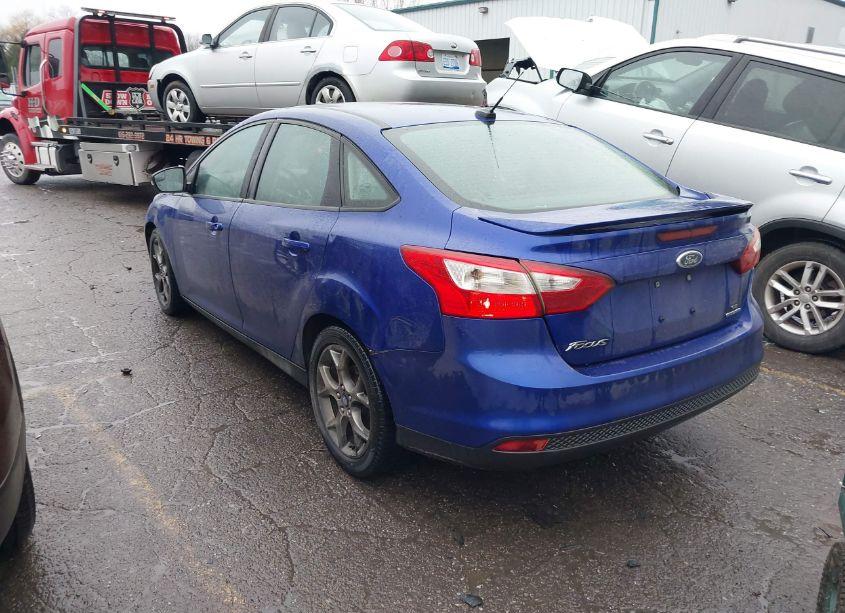 Photo 3 of 2013 Ford Focus SE (VIN 1FADP3F22DL157496)