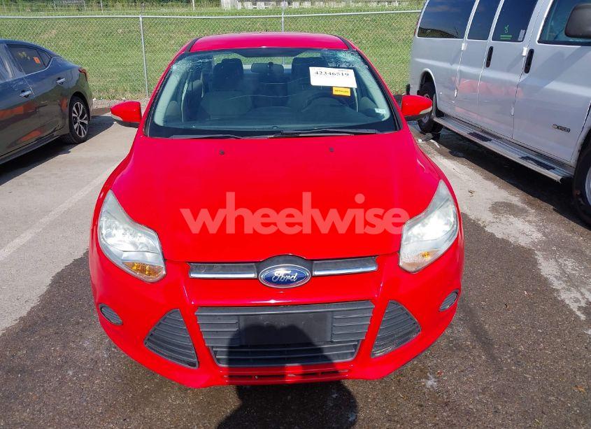 Photo 12 of 2013 Ford Focus SE (VIN 1FADP3F22DL175397)