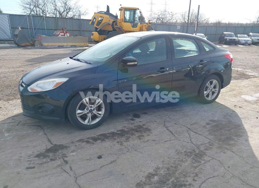 Photo 2 of 2013 Ford Focus SE (VIN 1FADP3F22DL178509)